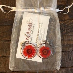 Pressed flower earrings